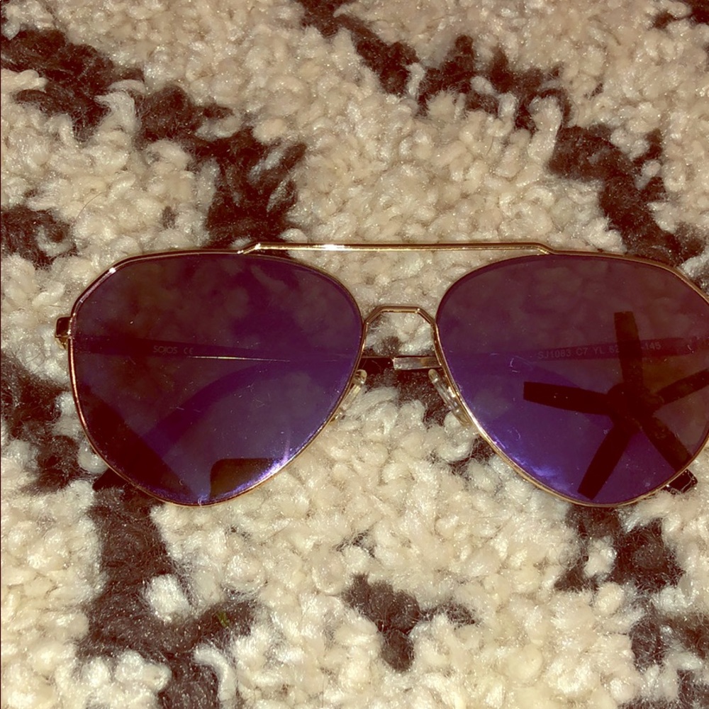 Brand new✨ polarized high fashion sunnies🕶